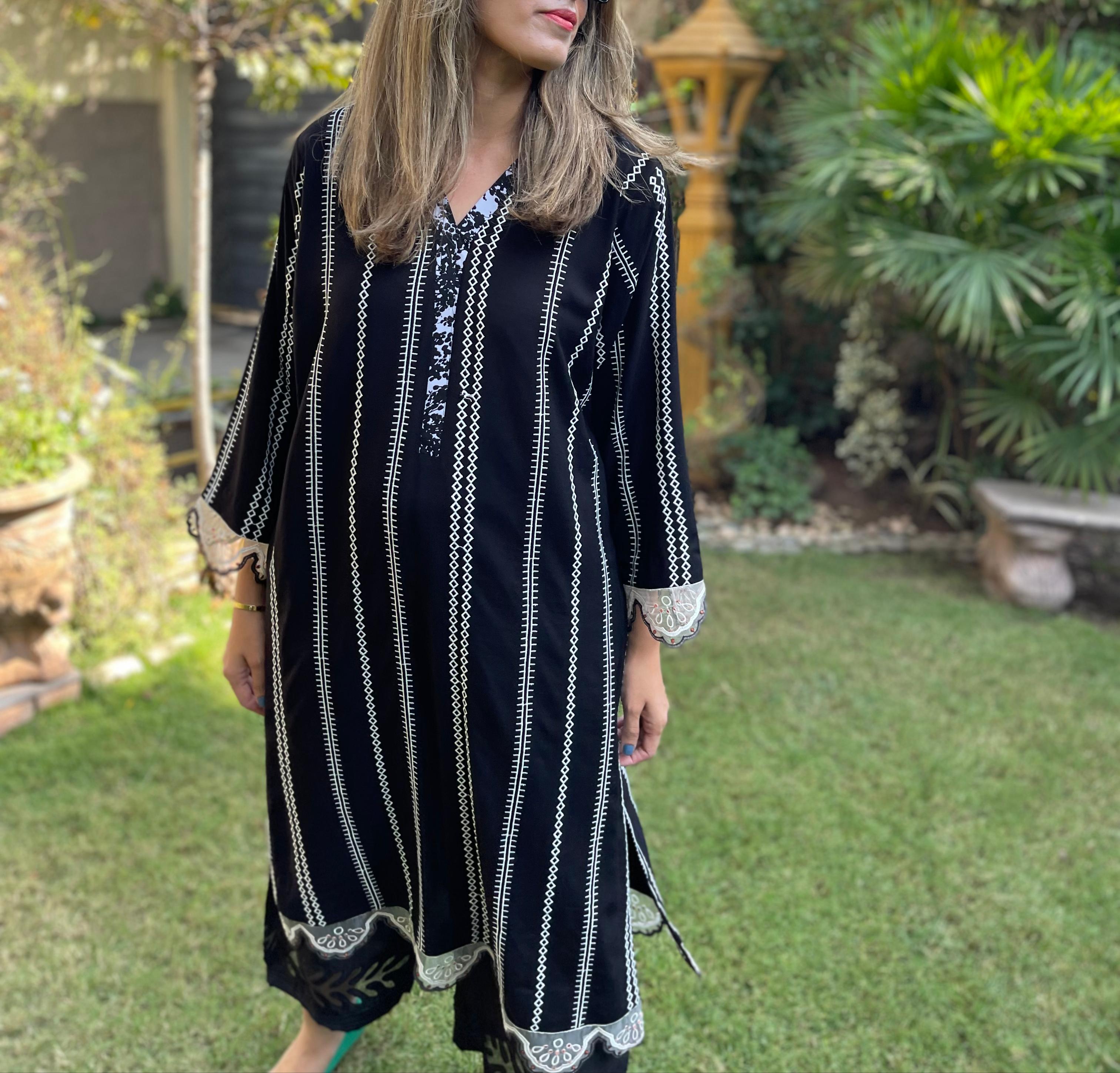 Black Lines Kurta