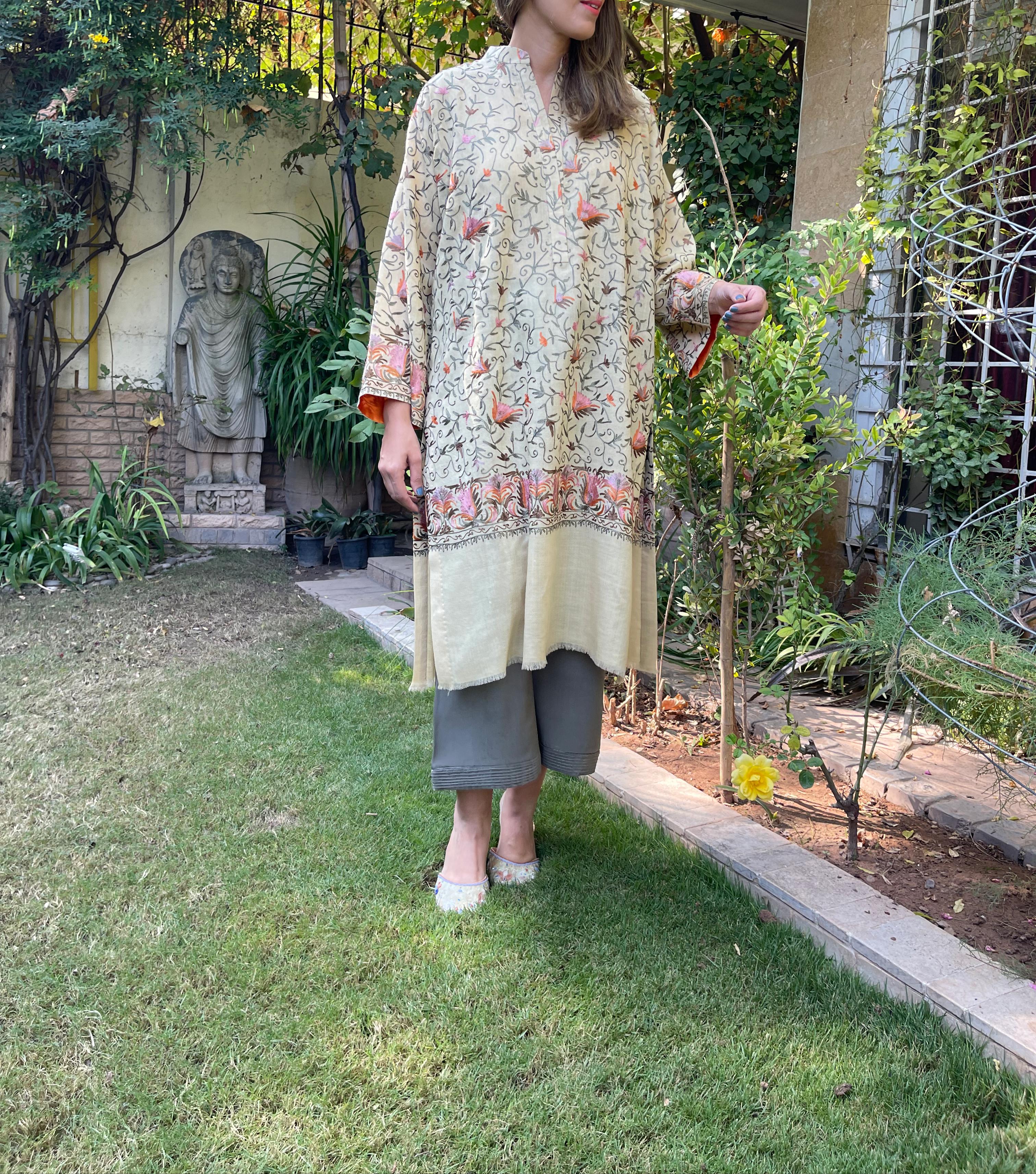 Shawl Kurta Embroidered